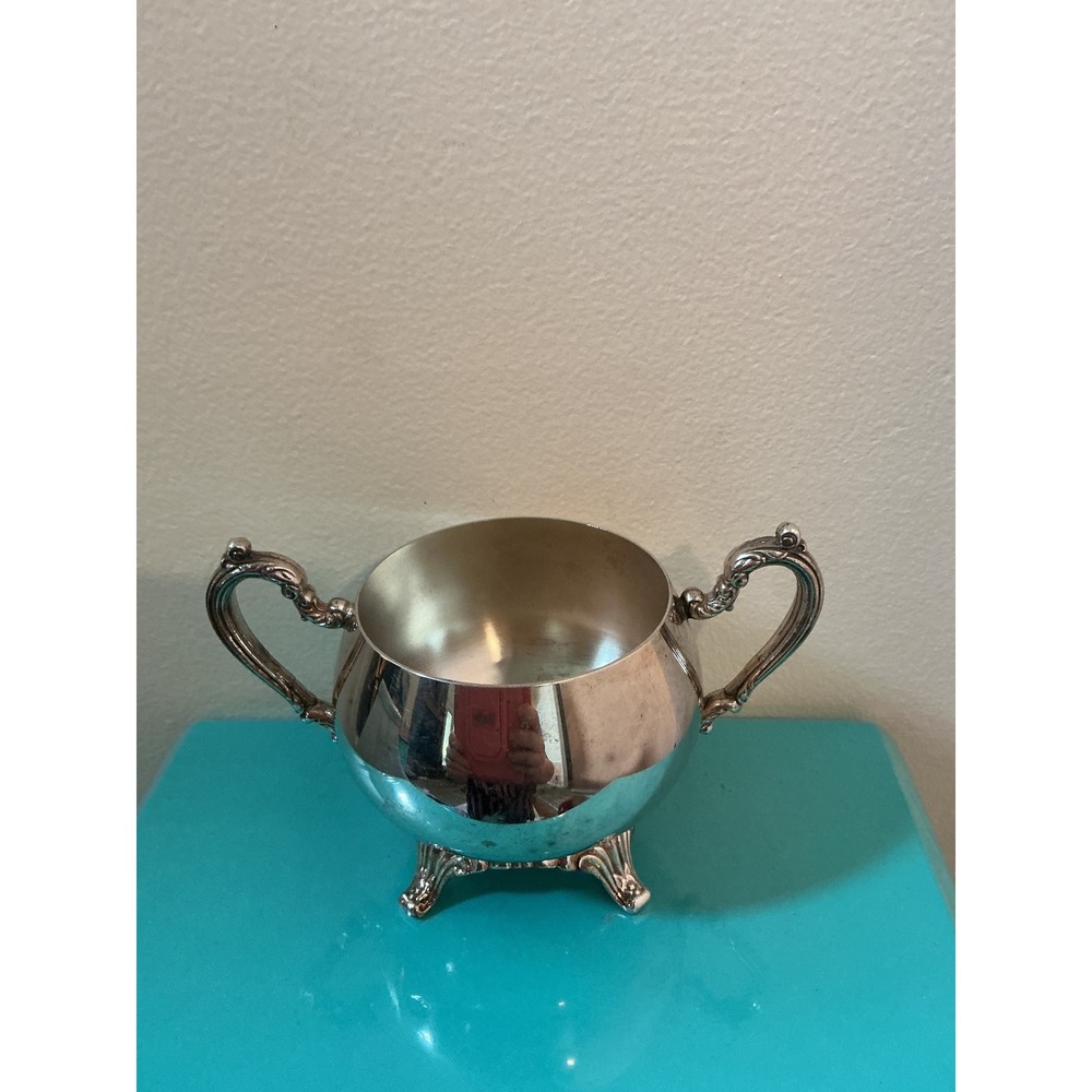 Oneida USA‎ Silverplate Footed Sugar Bowl Double Scroll Handles Vintage Silver